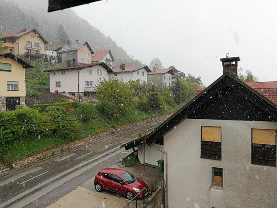 Sneg - Jesenice | Avtor: M&M