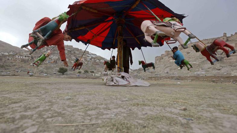 Vrtiljak v Afganistanu