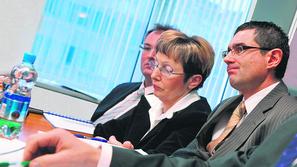 Kolarjeva in Jarc nočeta delati za toliko, kot jima ponuja NS. (Foto: Bobo)