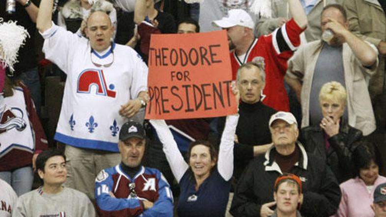 Nad izjemnimi predstavami Joseja Theodorja so navdušeni tudi navijači Colorada.