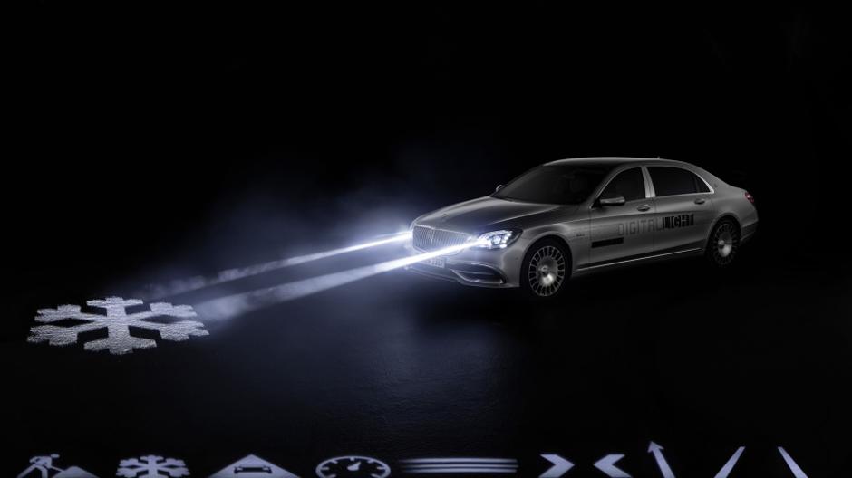 Mercedes digitalne LED luči | Avtor: Mercedes-Maybach