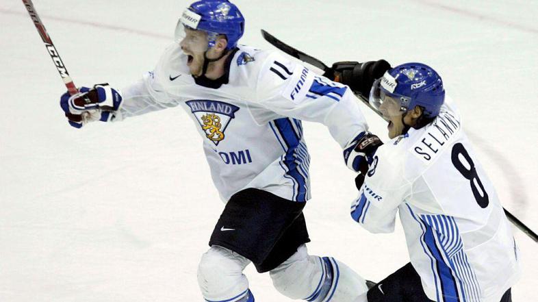 Finec Teemu Selanne je s šestintrideseto točko na olimpijskih turnirjih izenačil