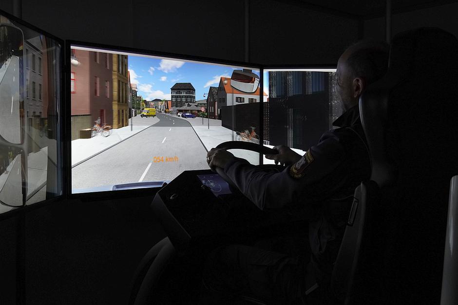 AMZS simulator intervencijske vožnje, gasilsko vozilo | Avtor: Matija_Janežič