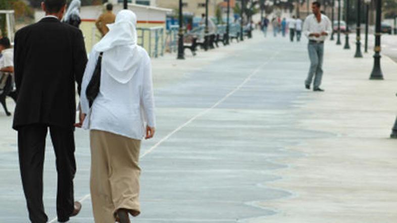 Alžirci bodo po novem počivali ob petkih in sobotah.