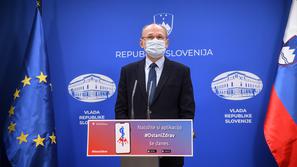 Jelko Kacin, govorec vlade za covid-19