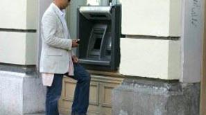 Banka Slovenije bi sicer morala zaradi kartelnega dogovora bank ukrepati že leta