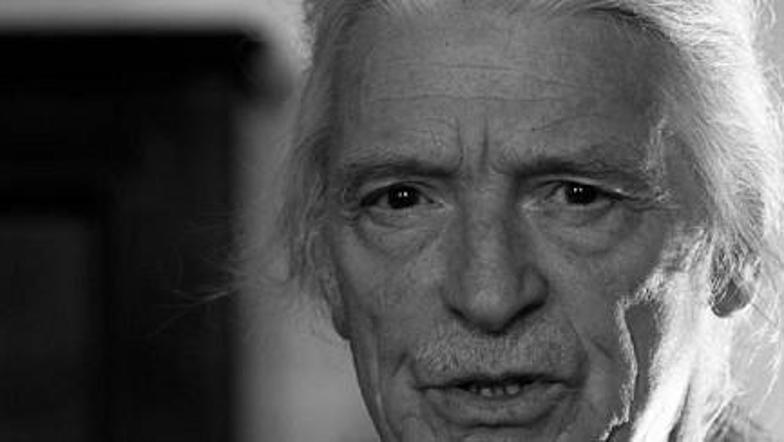 Festival bo poleg odprte pripovedovalske tribune ponudil pripovedovalske predsta