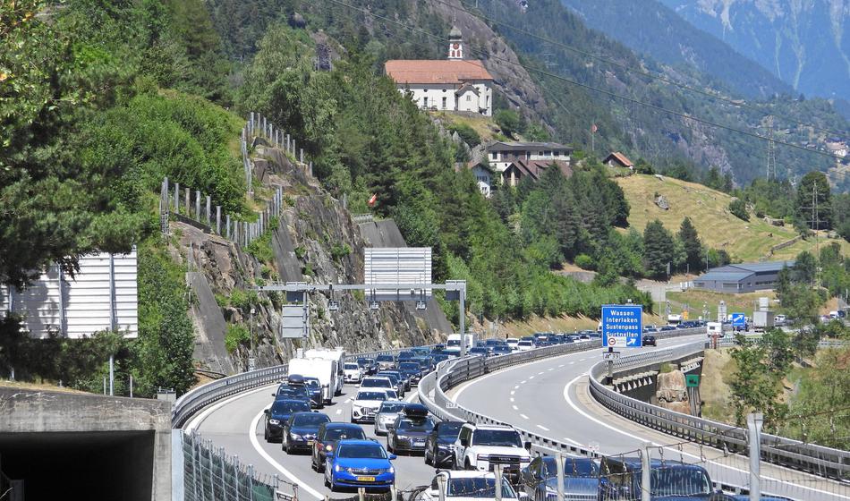 Poleg vinjete bo treba plačati tudi "alpsko cestnino" do 107 evrov