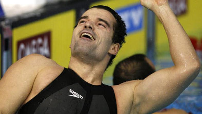 Peter Mankoč se je takole veselil devetega zaporednega naslova evropskega prvaka