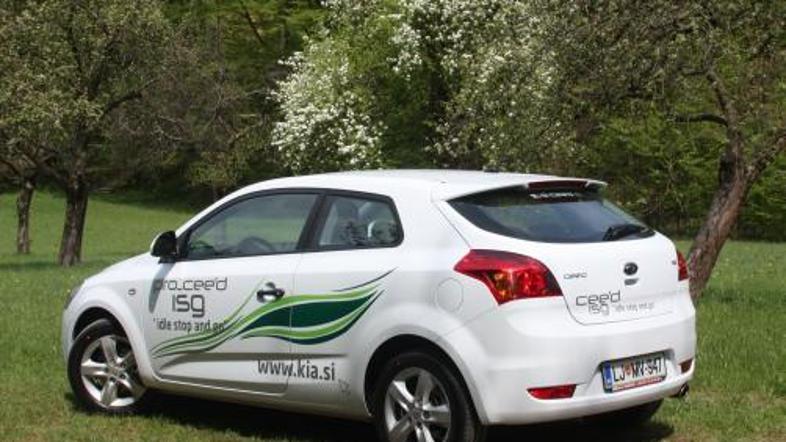 Zaenkrat je idle stop&go na voljo z dvema bencinskima motorjema, kmalu pa naj bi