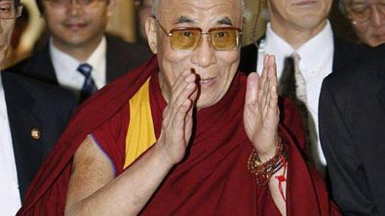 Dalajlama se bo posvečal le še duhovnim zadevam. (Foto: Reuters)