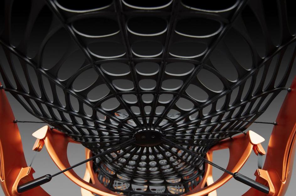 Lexusov kinetični sedež