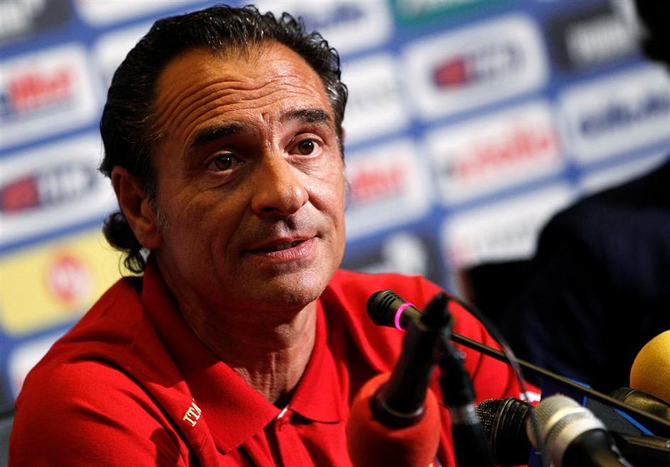 Revolucija se je začela - njen vodja Cesare Prandelli. (Foto: Reuters)