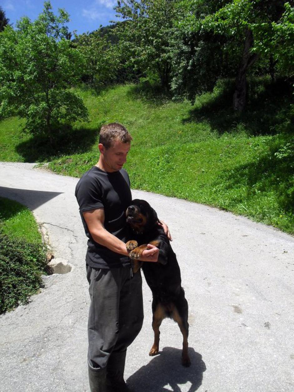 Logar  | Avtor: Andraž Sodja