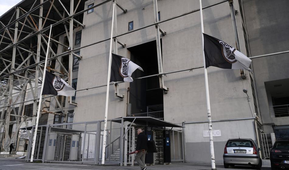 V prometni nesreči umrlo sedem navijačev