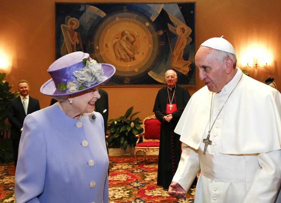 kraljica Elizabeta II., papež Frančišek