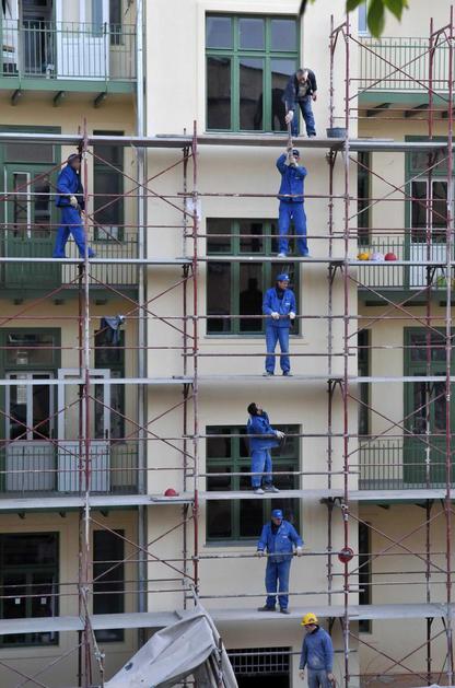 Gradbeništvo potrebuje močne, zdrave delavce, zato tisti z zdravstvenimi omejitv