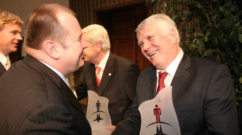 Aleš Hauc, predsednik uprave Pošte Slovenija, je prejel nagradi za naj direktorj