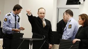 Slovenija 16.04.12, Anders Behring Breivik, nacisticni pozdrav, norveski teroris