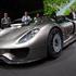 Porsche je v Ženevi predstavil zelenega športnika 918 spyder. (Foto: Gregor Preb
