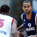 Tony Parker je bil tragična oseba v obračunu Francozov in Turkov.