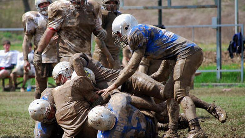 Silverhawksi so na igrišču pustili srce, a proti sodnikom in Gladiatorjem to ni 