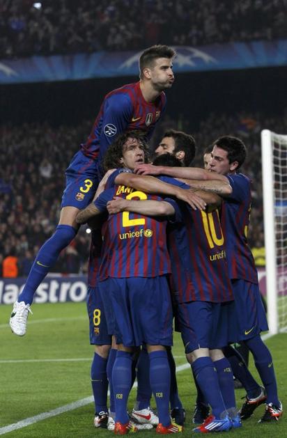 Pique Puyol Fabregas Cuenca Messi Alves Barcelona AC Milan Liga prvakov četrtfin