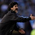 Diego Maradona je poznan po nepremišljenih in pogosto neumnih napakah. (Foto: Re