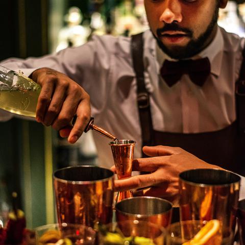 Koktajl, barman, pijača, zabava, bar