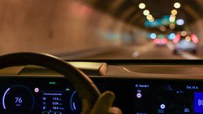 Inteligentni asistent za hitrost, asistenčni sistem, vožnja, omejitev hitrosti