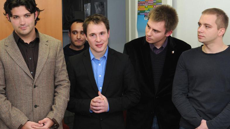 Jernej Vrtovec je pozval predvsem mlade, naj sledijo njihovemu pozivu. (Foto: De