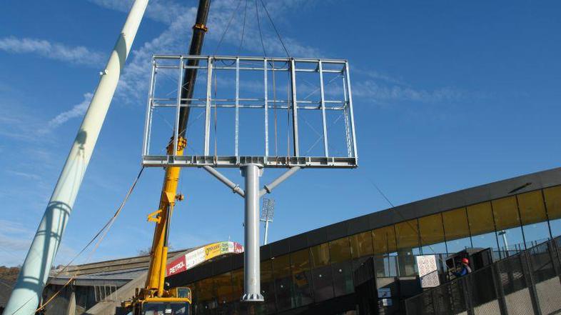 V sredo zvečer bo na zgodovinski tekmi ognjeni krst doživel povsem nov, 12 ton t