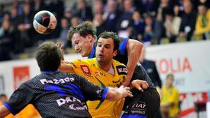 Razgor (spredaj) je tokrat za Mariborčane zadel šestkrat.(Foto: Gregor Katič)