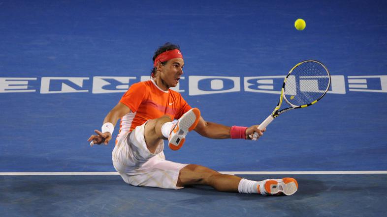 Rafael Nadal je zaradi težav s kolenom predal četrtfinale Melbourna. (Foto: EPA)