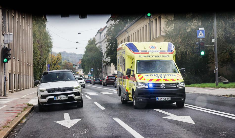 Huda nesreča, moški se je težje poškodoval