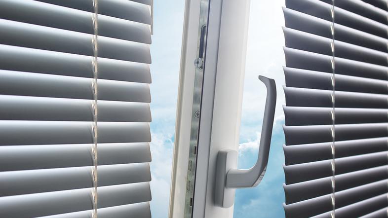 okno, prazračevanje