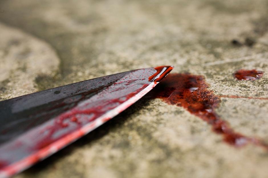 Nož kri nasilje umor dokaz | Avtor: Profimedia