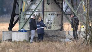 Napad na Teslino tovarno pri Berlinu