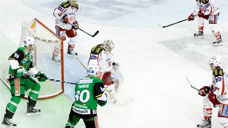 Žiga Eric Pance Chiodo Telemach Olimpija KAC Celovec liga Ebel