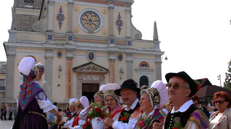 Najbolj obiskana maše je vsako leto na Brezjah. (Foto: Žurnal24)