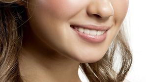 Beljenje zob je primerno za ljudi, ki imajo zdrave zobe, pravi zobozdravnica. (F