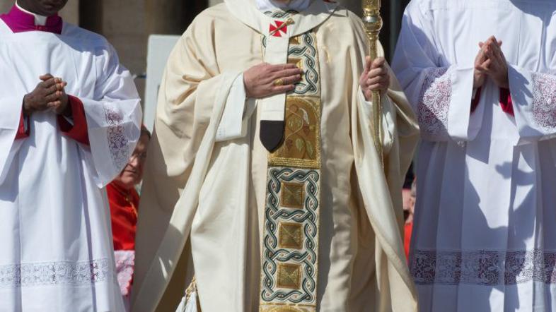 papež velika noč vatikan blagoslov mestu in svetu 