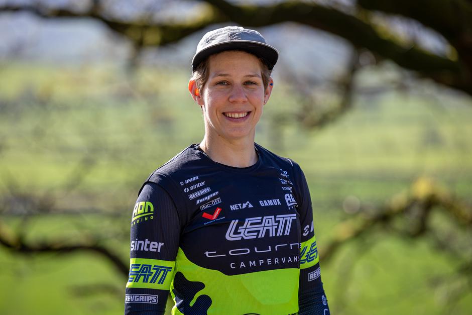 Monika Hrastnik | Avtor: AON Racing - Tourne Campervans