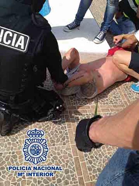 Policija ropar Španija
