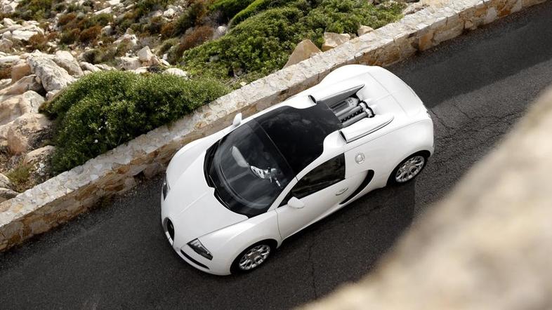 Veyron grand sport je kabrio različica slavnega avtomobila. (Foto: Bugatti)