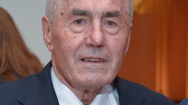 dr. Milivoj Veličkovič Perat