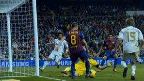 El Clasico Iniesta Coentrao Casillas Alves Real Madrid Barcelona počasni posnete