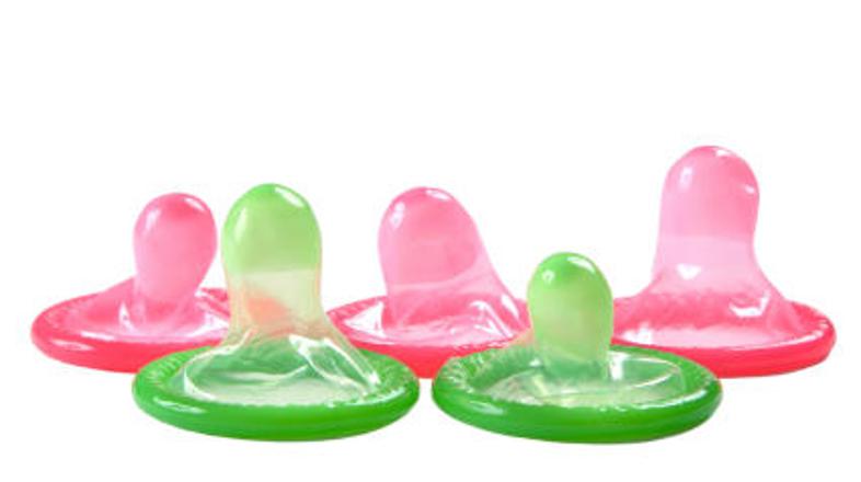 Najboljša zaščita pred spolno prenosljivimi boleznimi je kondom.