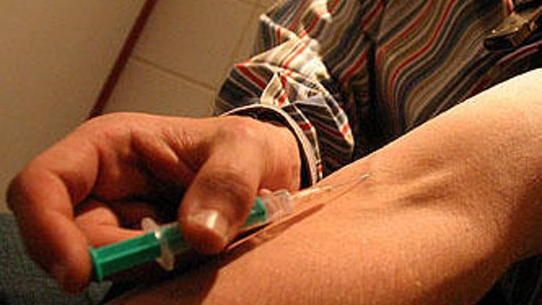Heroin v Švici ostaja legalen; toda le, če ga odobri zdravnik.