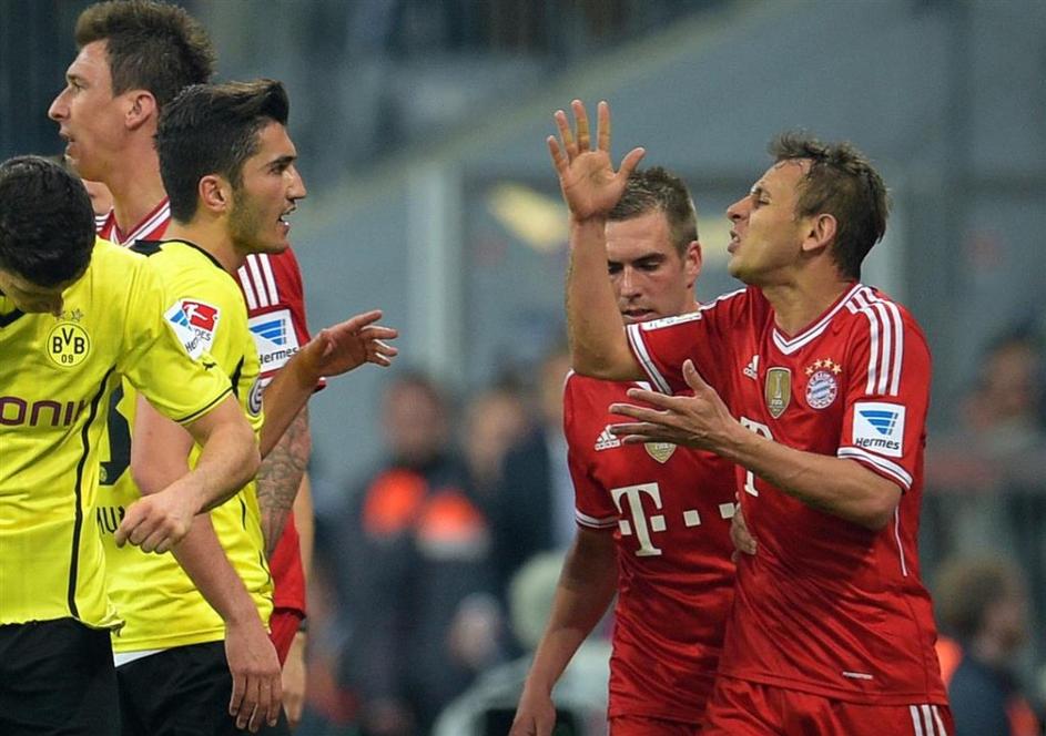Rafinha Sahin Mandžukić Lahm Bayern München Borussia Dortmund 1. Bundesliga Nemč
